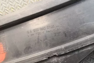 2108800705 , art266271 Заглушка (решетка) в бампер передний Mercedes E W210 Арт 266271, вид 3