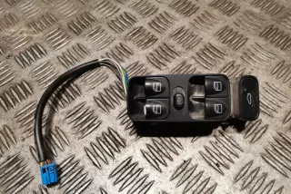 art9675879 Кнопка стеклоподъемника переднего левого Mercedes C W203 Арт 9675879, вид 1