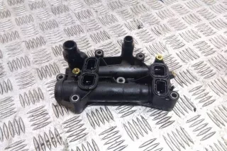 70379335 , art9572326 Кронштейн масляного фильтра BMW 3 F30/F31/GT F34 Арт 9572326, вид 1