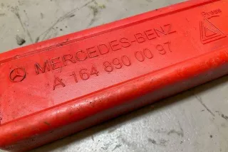 A1648900097 , art9574492 Знак аварийной остановки Mercedes R W251 Арт 9574492, вид 3