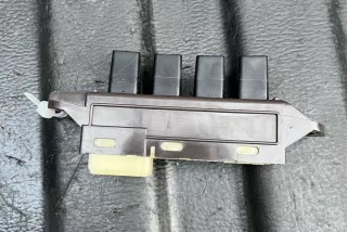 15A911, 15A695, 15A912 , art5285518 Кнопка регулировки сидения Lexus RX 3 Арт 5285518, вид 3
