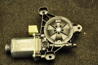 8W0959802 , art543047 Моторчик стеклоподъемника передний правый Audi A4 B9 Арт 543047, вид 1