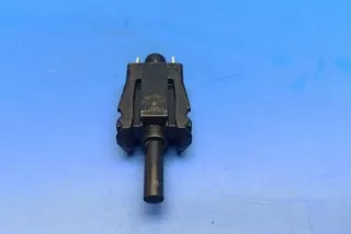 A0015458714 , art8704767 Выключатель концевой (концевик) Mercedes E W212 Арт 8704767, вид 1