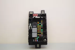 K8D2-14N030-AE , art5460967 Блок реле Land Rover Range Rover 4 Арт 5460967, вид 1