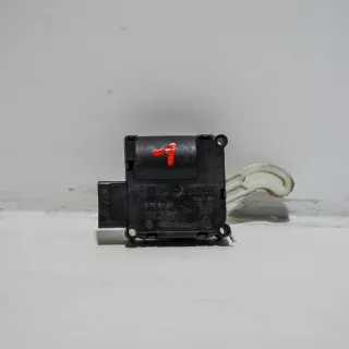 01328013694F0820511B , art573496 Заслонка печки/климат-контроля Audi A8 D3 (S8) Арт 573496, вид 1