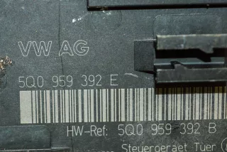 5Q0959392E , art960854 Блок управления двери передней правой Audi A3 8V Арт 960854, вид 4