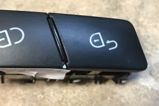 A2048706410 , art9931074 Кнопка центрального замка Mercedes E C207 Арт 9931074, вид 3