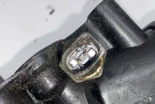 06F115397F, 6740273318, 06F.115.397.F , art9718242 Кронштейн масляного фильтра Volkswagen Golf 5 Арт 9718242, вид 7