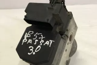 0265220621 , art10038551 Блок ABS Volkswagen Passat B5 Арт 10038551, вид 1