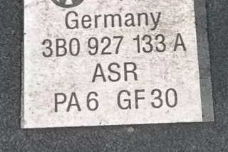 3B0927133A, PA6GF30 , art11066817 Кнопка антипробуксовочной системы Volkswagen Passat B5 Арт 11066817, вид 2
