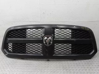  Решетка радиатора Dodge RAM 4 Арт 00230919
