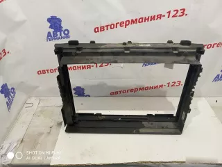 17117545866, 17 11 7 519 204, 17107519205, 754834610, 7545866 Рамка радиатора BMW 5 E60/E61 Арт 2839, вид 1