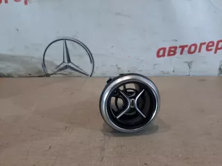 a1768300354, 1768300354 Дефлектор воздушный Mercedes A W176 Арт 24593, вид 3