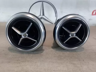 a1768300354, 1768300354 Дефлектор Mercedes A W176 Арт 29300, вид 2