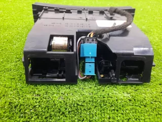 A1648100130, 1648100030, 1648100130 Пепельница Mercedes GL X164 Арт 34143, вид 11
