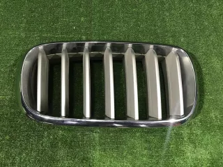 51137316062 Решетка радиатора правая BMW X5 F15 Арт 0000006464684, вид 1