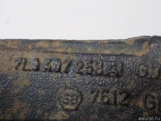 7L0407258A VAG Кулак поворотный передний правый Porsche Cayenne 957 Арт E40439140, вид 6