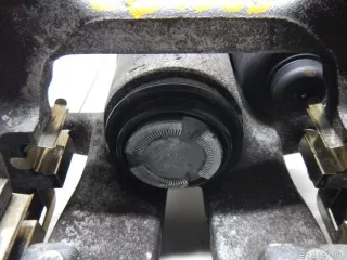 3C0615404E VAG Суппорт тормозной задний правый Volkswagen Passat B6 Арт E70684905, вид 11