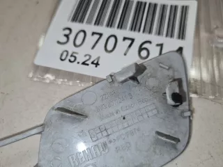 8V3807241BGRU Заглушка переднего бампера буксировочного крюка Audi A3 8V Арт Z331068, вид 3