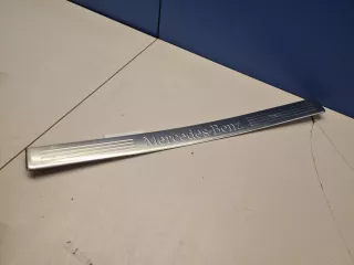 A2126860936 Накладка порога внутренняя передняя правая Mercedes E W212 Арт ZAP331327, вид 1