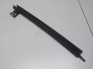 5705A208 Mitsubishi Направляющая стекла двери Mitsubishi Monter 4 Арт E52312666, вид 1