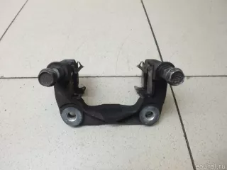 4782242070 Toyota Скоба суппорта заднего левого Toyota Rav 4 3 Арт E95624371, вид 3