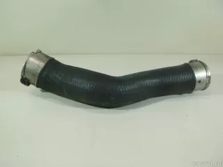 13717612095 BMW Патрубок интеркулера BMW 5 F10/F11/GT F07 Арт E22916121, вид 2