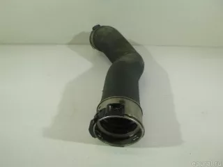 13717612095 BMW Патрубок интеркулера BMW 5 F10/F11/GT F07 Арт E22916121, вид 10