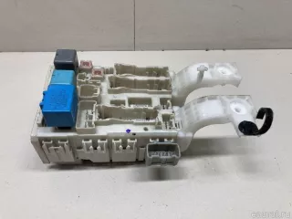 8273052700 Toyota Блок предохранителей Toyota Yaris 2 Арт E23296975, вид 1