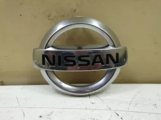 628903KA0A, 62890-3KA0A Эмблема решетки радиатора Nissan Pathfinder 4 Арт DN131837, вид 1