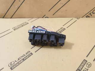 8266033100, 82660-33100 Блок реле и предохранителей Toyota Camry XV30 Арт DN178428, вид 2