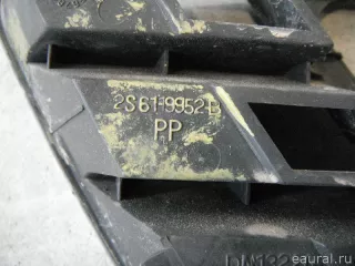  Рамка противотуманной фары правой Ford Fiesta 5 Арт E40000921, вид 3