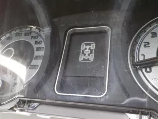 8100A325 Mitsubishi Панель приборов Mitsubishi Monter 4 Арт E41095398, вид 6