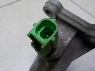 31375677 Volvo Кронштейн масляного фильтра Volvo C30 Арт E31317622, вид 4
