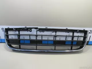 1K0853677C9B9 VAG Заглушка (решетка) в бампер передний Volkswagen Jetta 5 Арт E80575415, вид 1