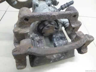  Суппорт тормозной задний левый Toyota Corolla E150 Арт E100135323, вид 5