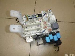 8273042160 Toyota Блок предохранителей Toyota Rav 4 3 Арт E12499075, вид 1
