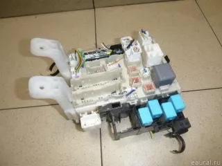 8273042160 Toyota Блок предохранителей Toyota Rav 4 3 Арт E12499075, вид 4