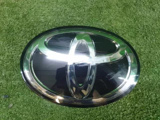 5314160100 эмблема решетки радиатора Toyota Land Cruiser Prado 150 Арт DIZ0000005257522, вид 1