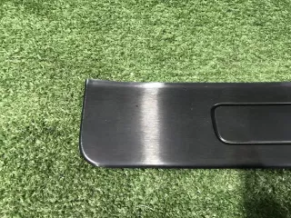 A1906809901 защитная планка порога комплект mercedes Mercedes AMG GT c190 Арт DIZ0000006086220, вид 18