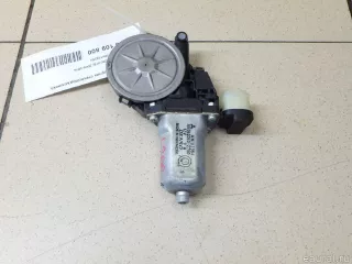 MN182354 Mitsubishi Моторчик стеклоподъемника Mitsubishi Monter 4 Арт E95109800, вид 4