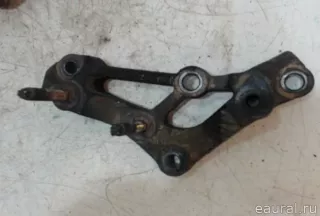 EH1439090A Mazda Кронштейн опоры КПП Mazda CX-7 Арт E20456171