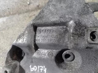 06B260885D Кронштейн компрессора кондиционера Audi A4 B5 Арт 46023066625_1, вид 3
