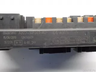 LR053223 Land Rover Блок предохранителей Land Rover Discovery 4 Арт E31319130, вид 8