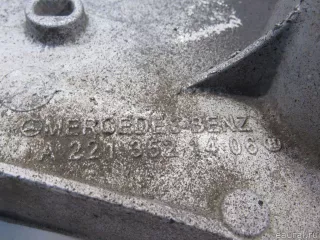 2213503608 Mercedes Benz Кронштейн редуктора Mercedes E W212 Арт E80723223, вид 8