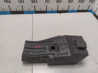 51708923 Fiat Наполнитель переднего бампера Fiat Albea Арт E90263846, вид 1
