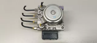 57110SNCA03 Honda Блок ABS (насос) Honda Civic 8 restailing Арт E23470743, вид 4