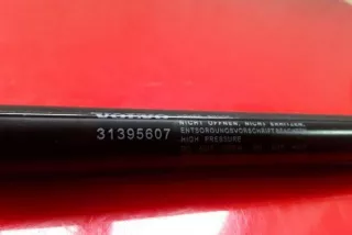31395607 , art12072047 Амортизатор крышки багажника (3-5 двери) Volvo V40 2 Арт 12072047, вид 3