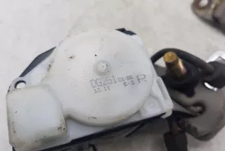 C7025, DG251 , art12100404 Ремень безопасности задний правый Nissan X-Trail T30 Арт 12100404, вид 2