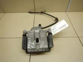 4775047060 Toyota Суппорт тормозной передний левый Toyota Prius 4 Арт E95018706